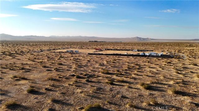 730 Vinton, Adelanto, CA 92301