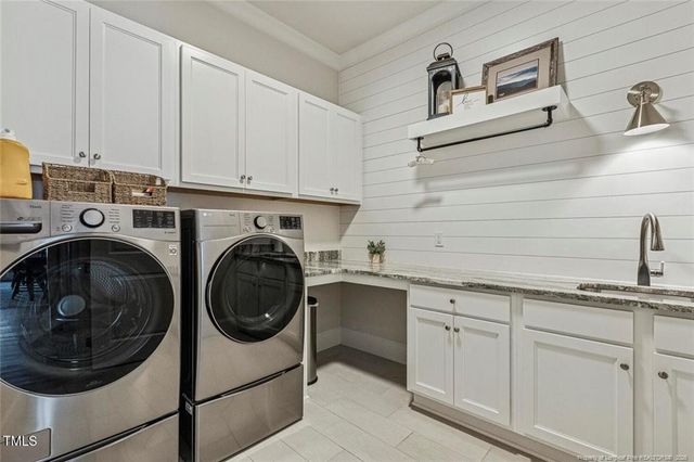 2098 Amalfi Place, Apex, NC 27502