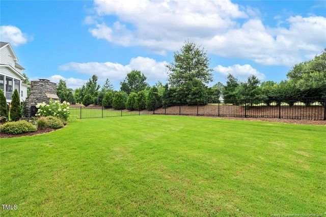 2098 Amalfi Place, Apex, NC 27502