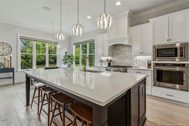 2098 Amalfi Place, Apex, NC 27502