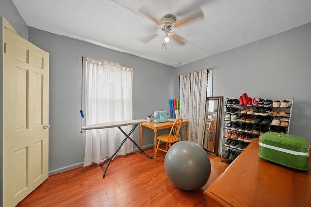 716 Washington St, Salina, KS 67401