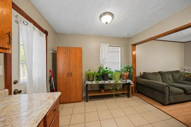 716 Washington St, Salina, KS 67401