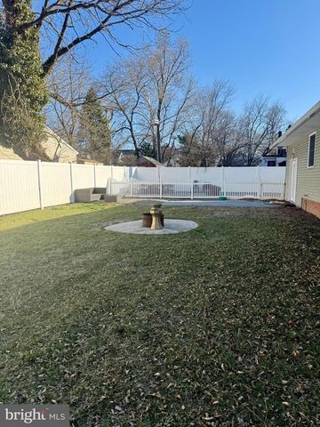 1303 SPRINGSIDE PL, Burlington, NJ 08016