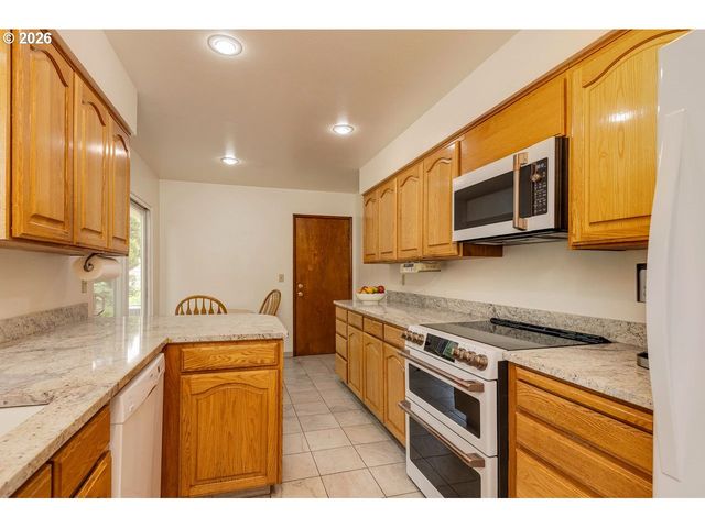 11925 Se 70TH Ave, Milwaukie, OR 97222