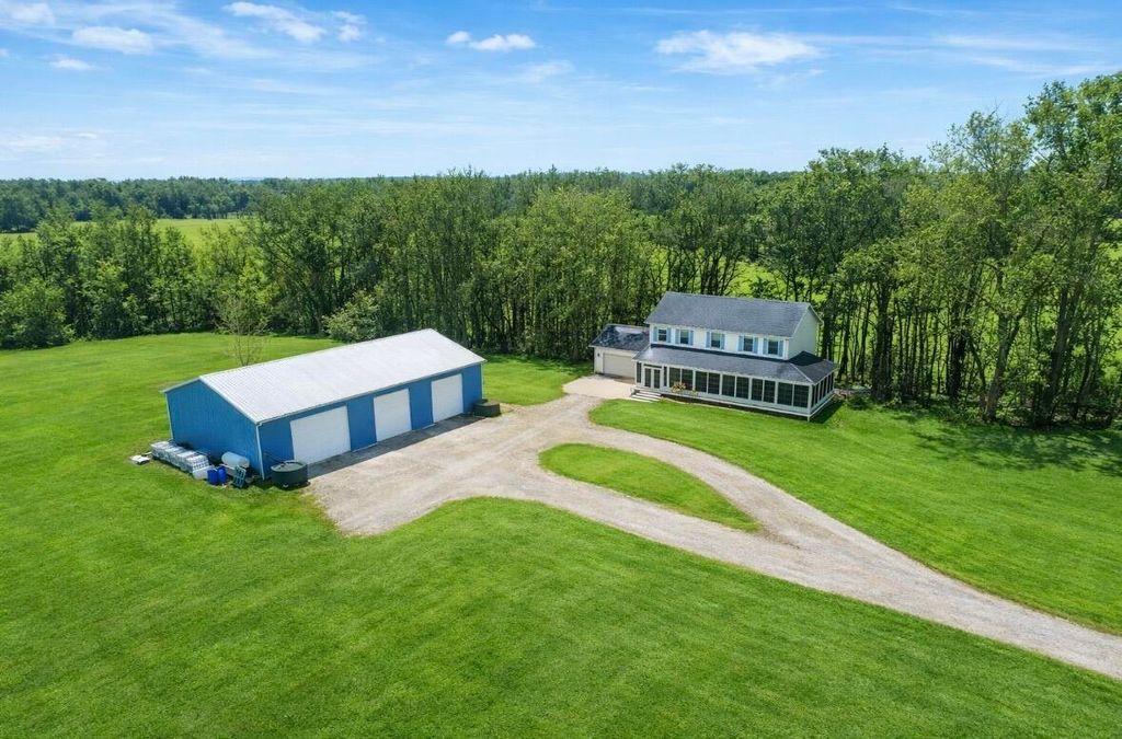 1500 Sanford Lane, Buchanan Twp, MI 49107