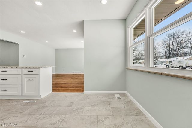 5938 Porter Road, North Olmsted, OH 44070