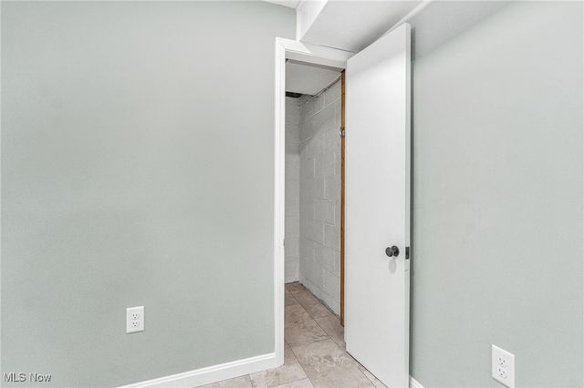 5938 Porter Road, North Olmsted, OH 44070