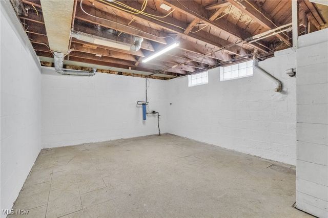 5938 Porter Road, North Olmsted, OH 44070