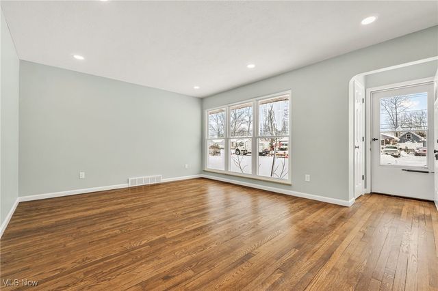 5938 Porter Road, North Olmsted, OH 44070