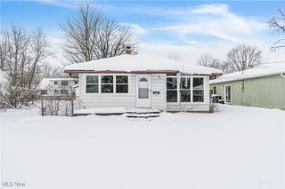 5938 Porter Road, North Olmsted, OH 44070
