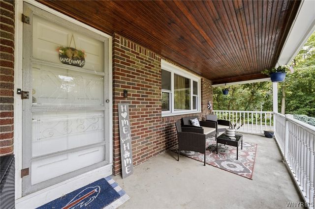 5955 Dover Road, Hamburg, NY 14085
