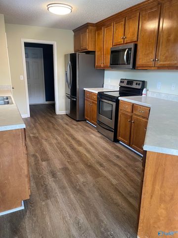 101 Balsam Poplar Way, Harvest, AL 35749
