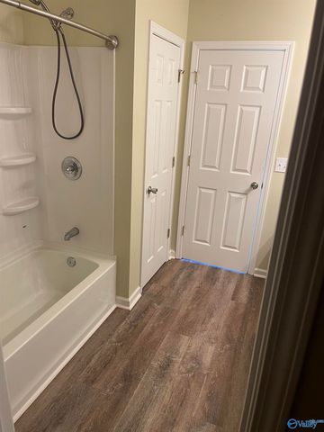 101 Balsam Poplar Way, Harvest, AL 35749