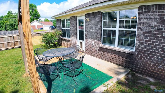 101 Balsam Poplar Way, Harvest, AL 35749