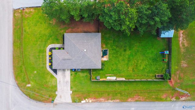 101 Balsam Poplar Way, Harvest, AL 35749