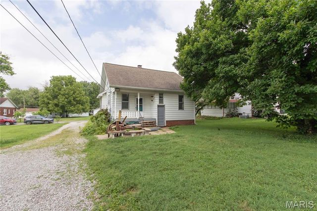 1428 First Avenue, Fairview Heights, IL 62208