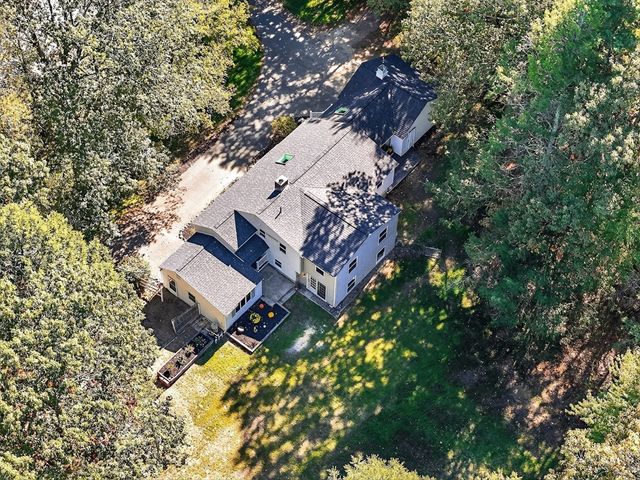 35 Royal Range, Sandown, NH 03873