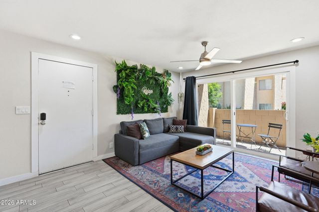 8055 E THOMAS Road H102, Scottsdale, AZ 85251