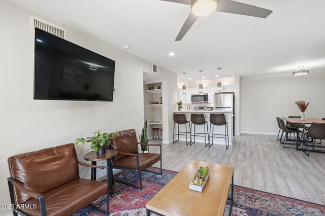 8055 E THOMAS Road H102, Scottsdale, AZ 85251