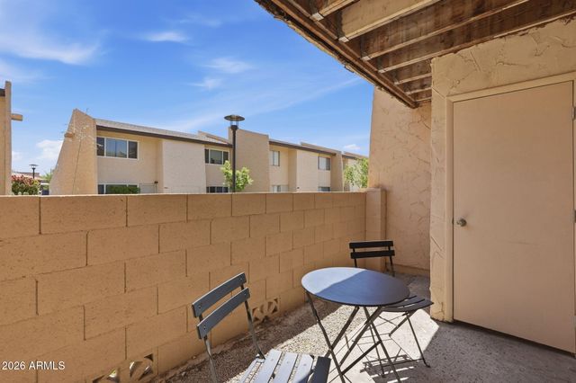 8055 E THOMAS Road H102, Scottsdale, AZ 85251