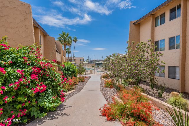 8055 E THOMAS Road H102, Scottsdale, AZ 85251