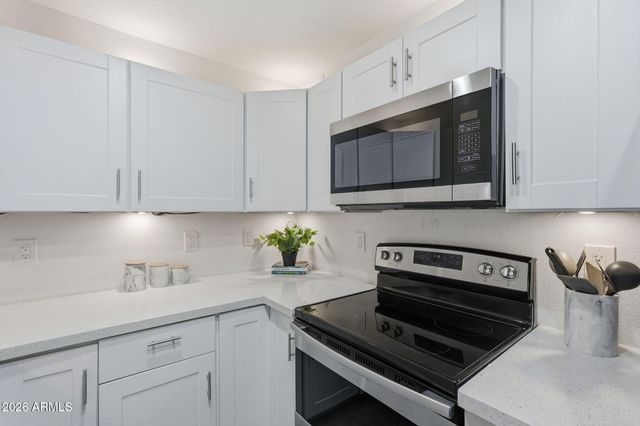 8055 E THOMAS Road H102, Scottsdale, AZ 85251