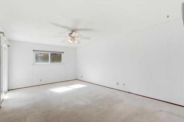 106 Perraud Dr, Folsom, CA 95630