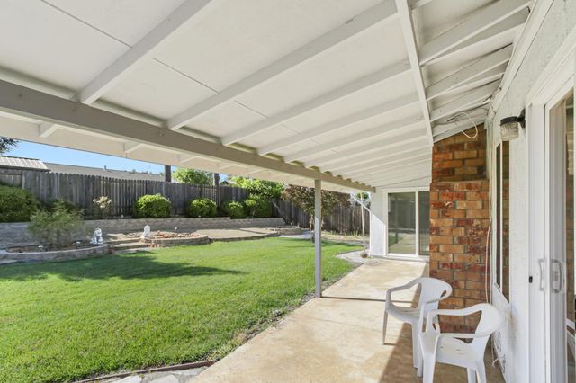 106 Perraud Dr, Folsom, CA 95630