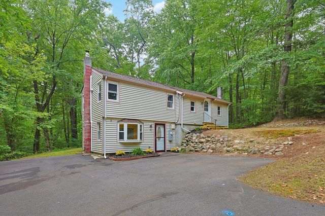 15 Yale Rd, Hopkinton, MA 01748