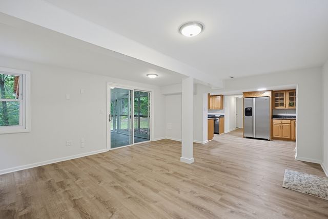 15 Yale Rd, Hopkinton, MA 01748