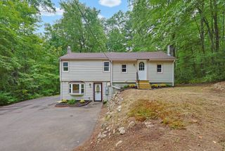 15 Yale Rd, Hopkinton, MA 01748
