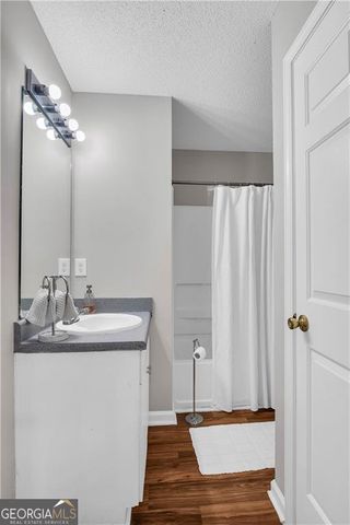 2180 Hidden Creek Dr, Decatur, GA 30035