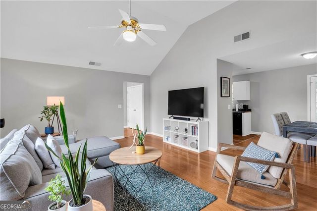 2180 Hidden Creek Dr, Decatur, GA 30035