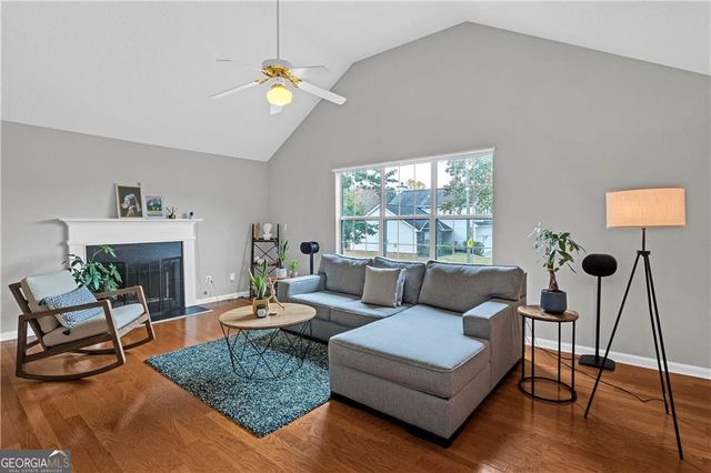 2180 Hidden Creek Dr, Decatur, GA 30035