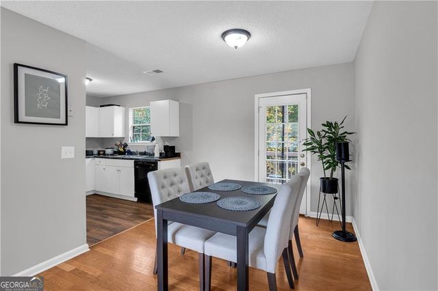 2180 Hidden Creek Dr, Decatur, GA 30035