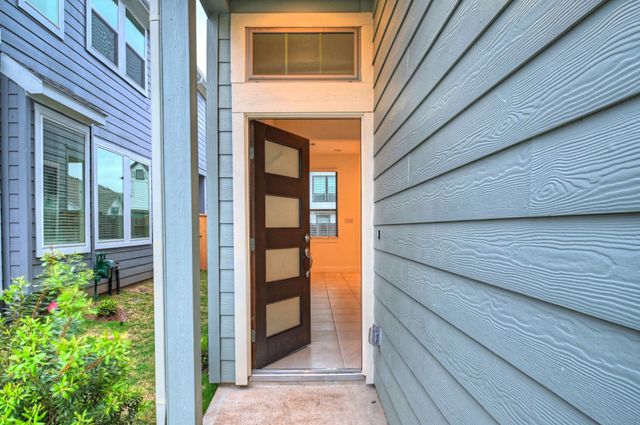 1535 Crystal Stream Drive, Missouri City, TX 77459