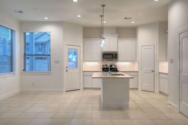 1535 Crystal Stream Drive, Missouri City, TX 77459