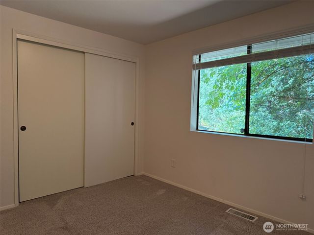 13921 217th Avenue SE, Issaquah, WA 98027