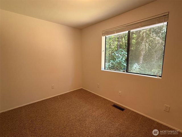 13921 217th Avenue SE, Issaquah, WA 98027