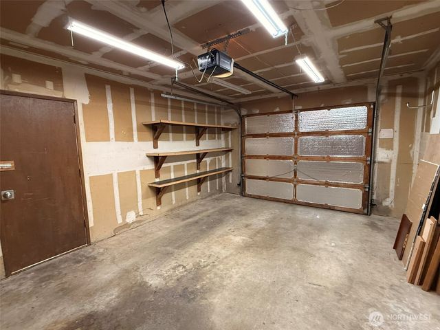 13921 217th Avenue SE, Issaquah, WA 98027