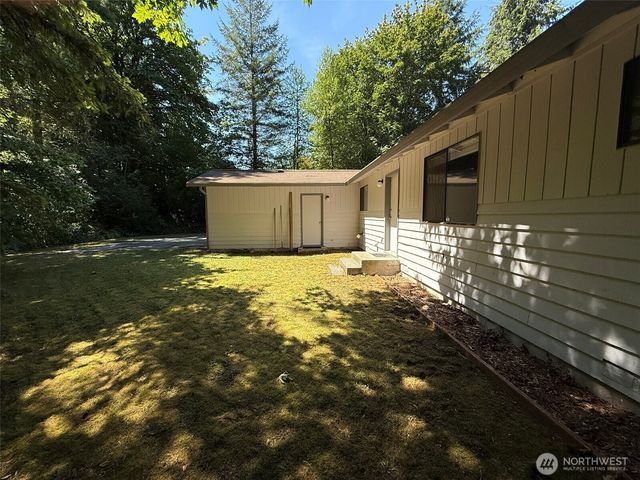 13921 217th Avenue SE, Issaquah, WA 98027