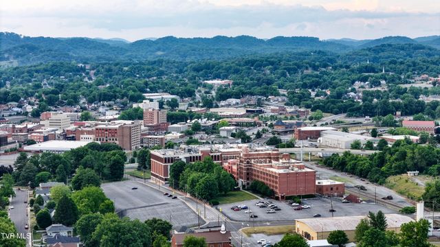 705 Alabama Street, Bristol, TN 37620
