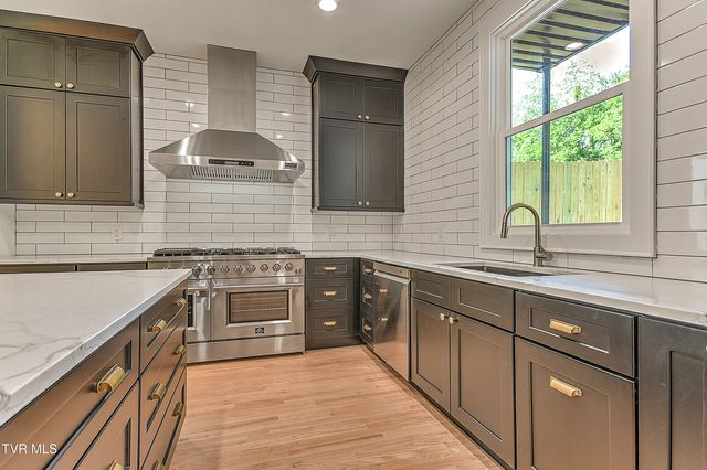 705 Alabama Street, Bristol, TN 37620