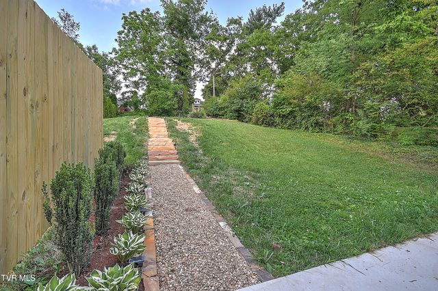705 Alabama Street, Bristol, TN 37620