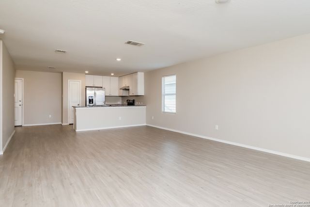 3921 Far Horizon, Seguin, TX 78155