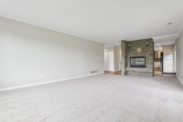 1877 Hardin Lane, Powell, OH 43065