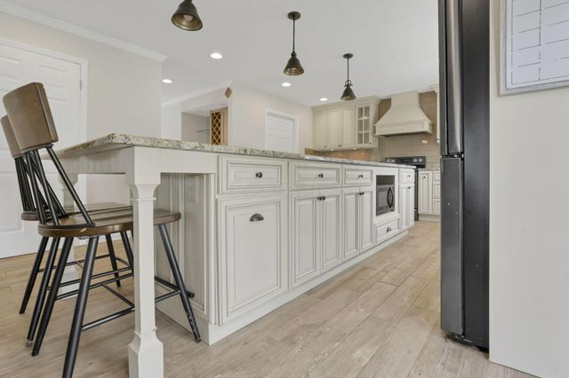 1877 Hardin Lane, Powell, OH 43065