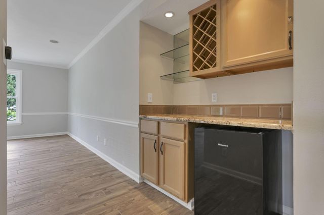 1877 Hardin Lane, Powell, OH 43065