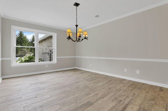 1877 Hardin Lane, Powell, OH 43065