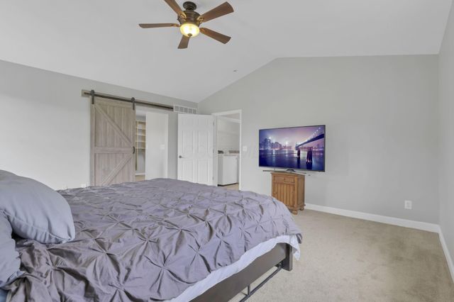 1877 Hardin Lane, Powell, OH 43065